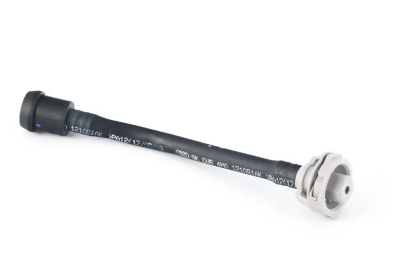 AUDI Q7 Coolant Overflow Hose