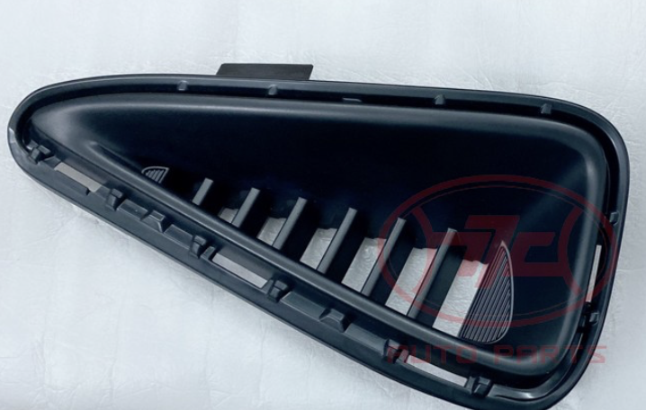 TOYOTA Front Bumper Hole Cover - LH